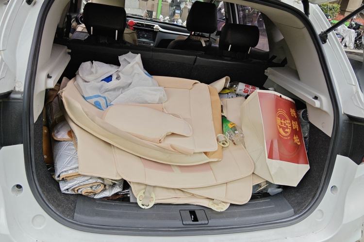 Used MG ZS 2017 16T Automatic Flagship Internet Edition
