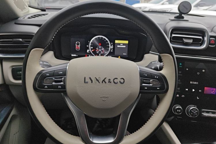 Used Lynk & Co 02 2018 1.5T DCT Two-Wheel Drive Zhaopu Version China V Standard
