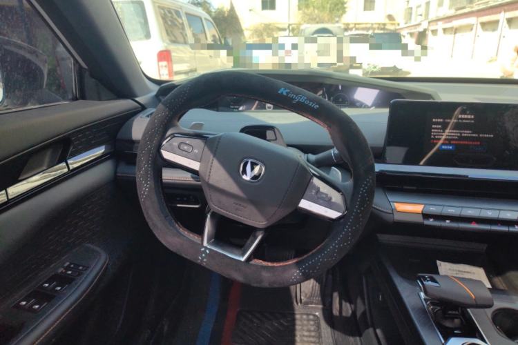 Used CHANGAN UNI-V 2025 1.5T 500Bar High-Energy Version Steering Wheel