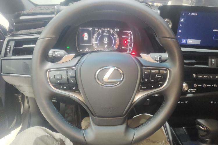 Used Lexus ES 2022 200 Excellence Edition