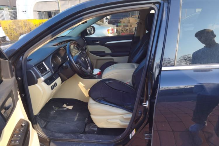 Used Toyota Highlander 2018 2.0T Two-Wheel Drive Elite Edition 7 Seats Emission Standard China V Left Front Seat