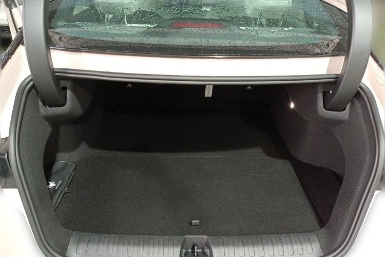 Used ARCFOX Alpha S5 2025 560MAX 185kW Trunk