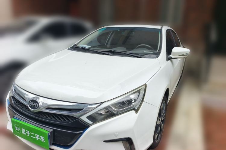 Used BYD Qin New Energy 2015 1.5T Dual-Crown Flagship Plus Edition Guazi used car, China used car export, Used car for sale, Used  cars, Cheapest cars for sale