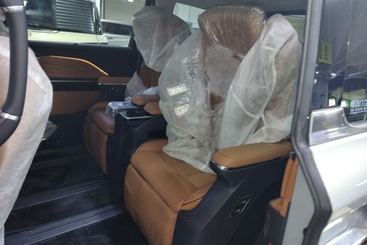 Used Hongqi HQ9 2023 2.0T Smart Connect Flagship Edition