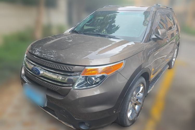 Used Ford Explorer 2013 3.5L Deluxe Model