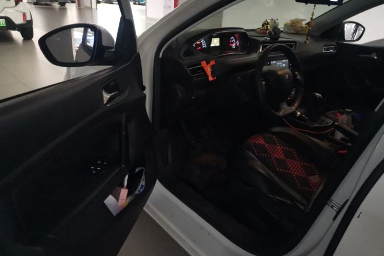 Used Peugeot 308 2018 1.6L Manual Fashion Edition Driver Seat