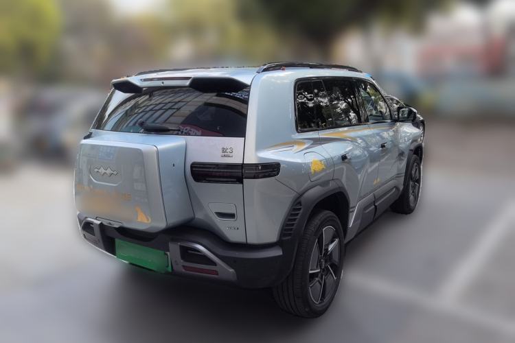 Used Formula Leopard Titanium 3 2025 501KM All-Wheel Drive Intelligent Driving Ultra Version