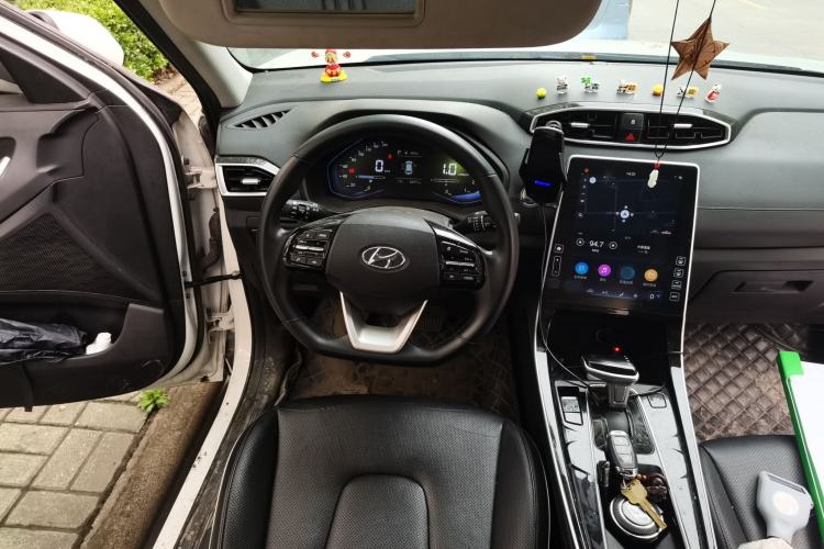 Used Hyundai ix25 2020 1.5L CVT DLX Prestige Version Steering Wheel