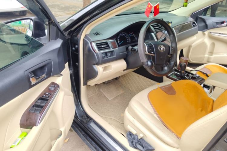 Used Toyota Camry 2016 2.0G 10th Anniversary Leading Edition Driver Seat