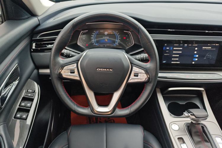 Used CHANGAN OSHAN X7 2021 1.5T Automatic Luxury Model Steering Wheel