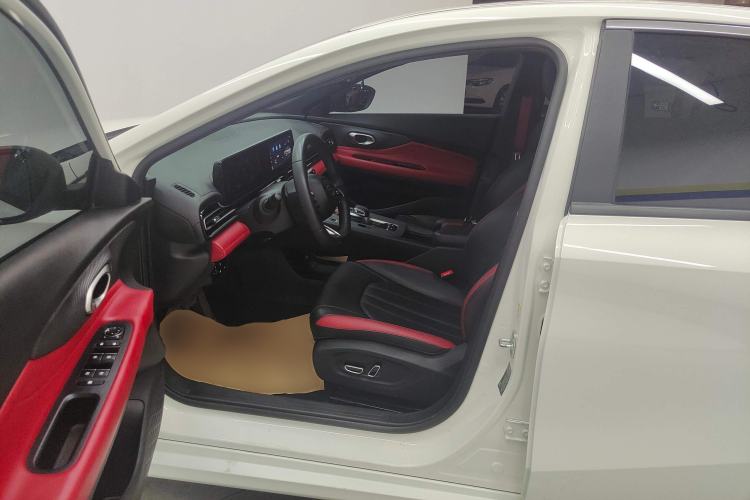 Used GAC Trumpchi EMPOW 2021 270T DCT J11 Version