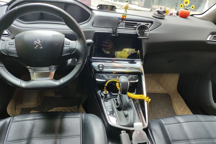 Used Peugeot 308 2019 230THP Automatic Luxury Edition China V Standard Center Console