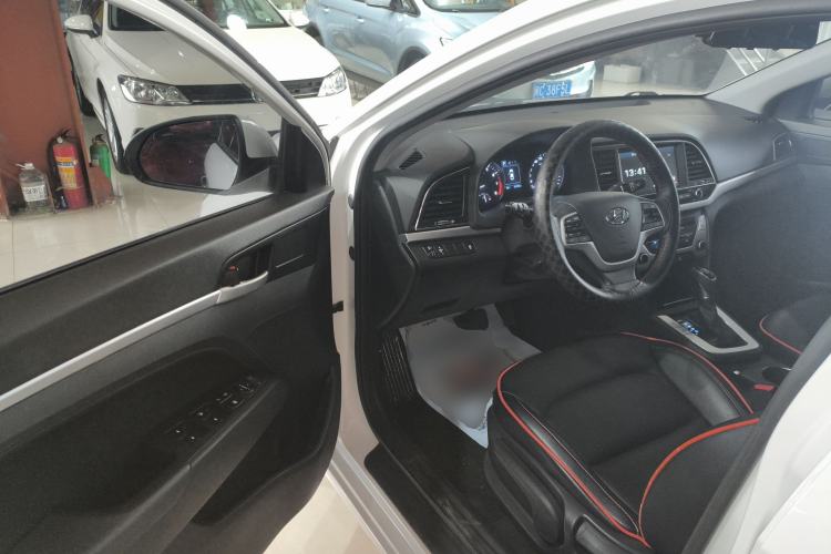 Used Hyundai Elantra (6th Generation / Lingdong) 2016 1.6L Automatic ZhiXuan – Elite Version Driver Seat