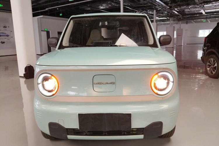 Used Geely Galaxy Panda 2023 Panda Mini 200km Endurance Bear