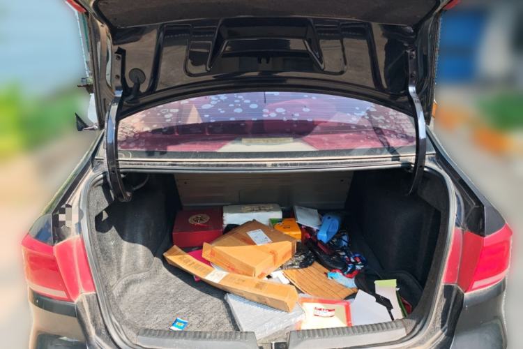 Used Volkswagen Santana 2013 1.6L Manual Fashion Edition
