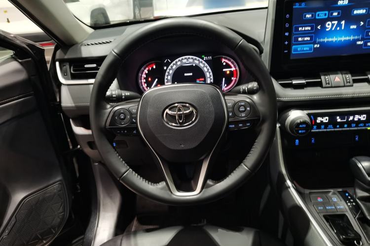 Used Toyota RAV4 2020 2.0L CVT Two-Wheel Drive Prestige Edition