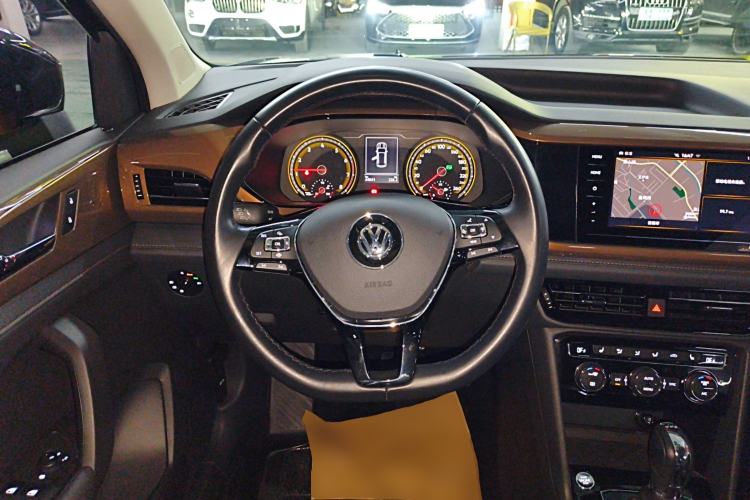 Used Volkswagen Tharu 2020 280TSI Two-Wheel Drive Luxury Plus Version China VI Standard