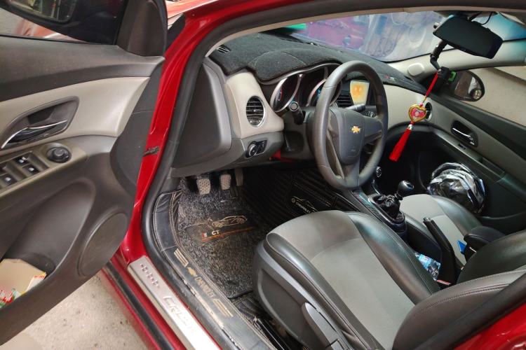 Used Chevrolet Cruze 2012 1.6L SL Grand Edition Manual Transmission