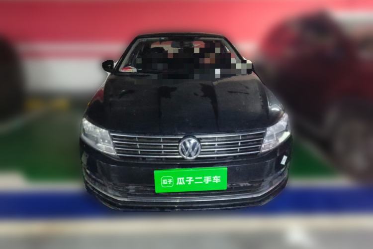 Used Volkswagen Lavida 2015 1.6L Manual Comfort Edition Front