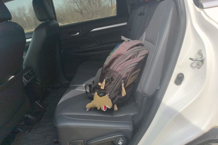 Used Toyota Highlander 2021 2.0T Four-Wheel Drive Luxury Edition 7 Seats Left Rear Seat