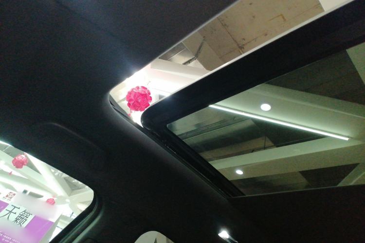 Used CHANGAN OSHAN Z6 2022 Blue Whale 1.5T DCT Smart Edition Urban Version Headliner