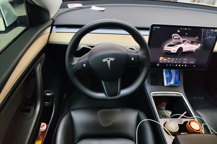 Used Tesla Model Y 2022 Rear-Wheel-Drive Version
