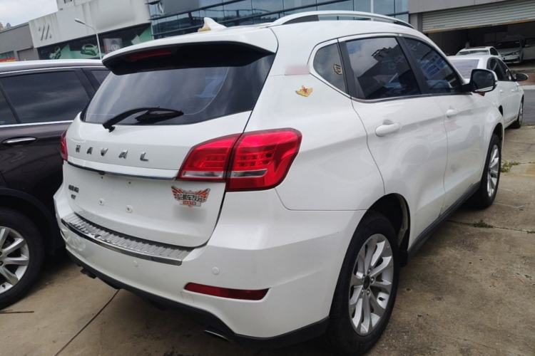 Used Haval H2 2017 Red-Label 1.5T Manual Two-Wheel-Drive Elite Model