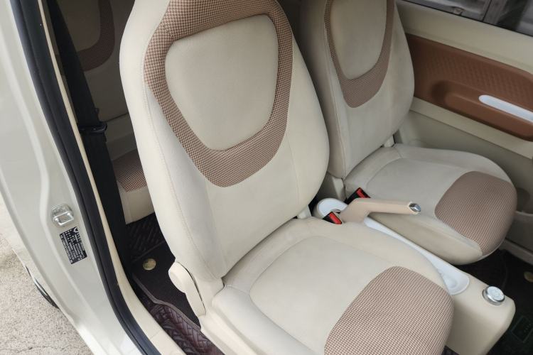 Used Wuling Hongguang MINIEV 2024 3rd Generation 215km Advanced Version Right Front Seat