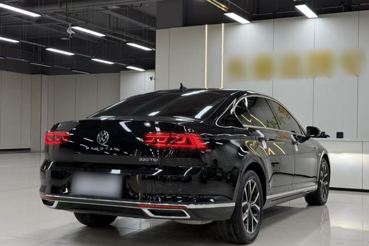 Used Volkswagen Magotan 2020 330TSI DSG Leading Model
