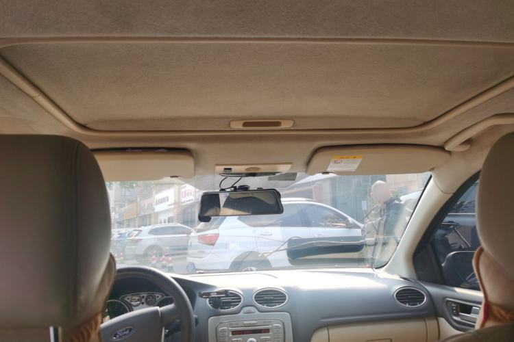 Used Ford Focus 2012 Hatchback Classic 1.8L Automatic Fashion Edition
