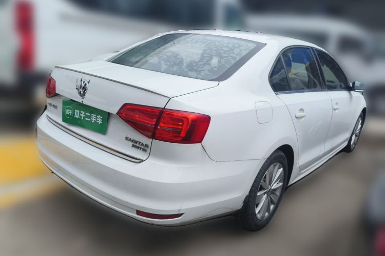 Used Volkswagen Sagitar 2015 1.6L Automatic Fashion Model Rear Right 45 Deg