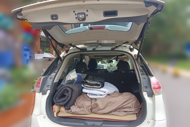 Used Nissan X-Trail 2016 2.5L CVT Sport Edition 4WD Trunk