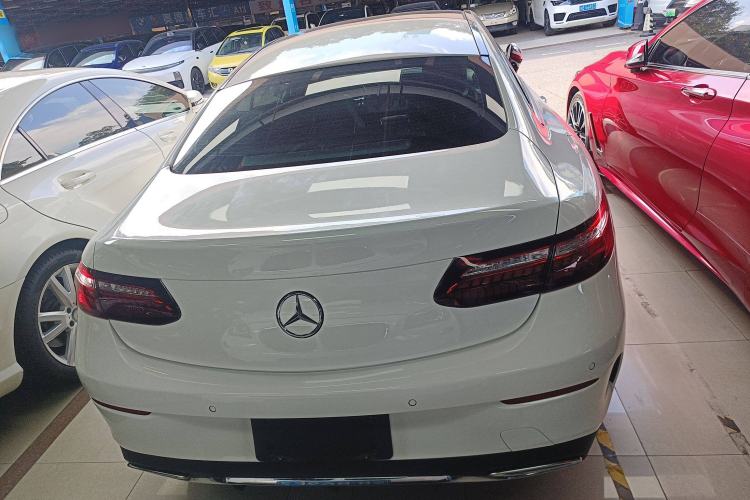 Used Mercedes-Benz E-Class 2021 E 260 Coupe Exterior 4