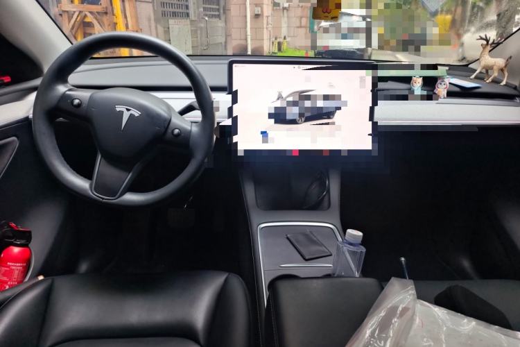 Used Tesla Model Y 2024 Rear-Wheel-Drive Version Center Console