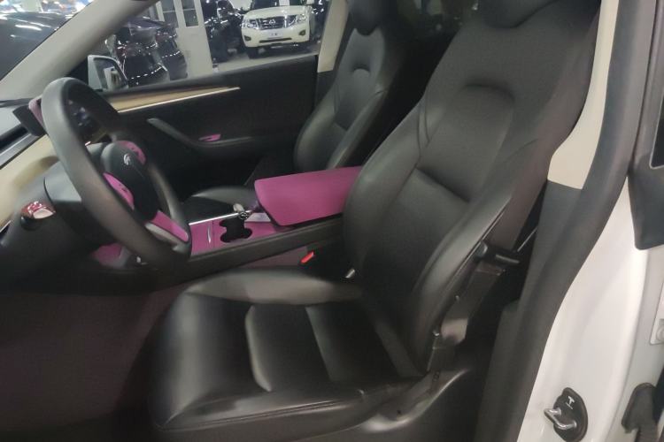 Used Tesla Model Y 2021 Long-Range All-Wheel-Drive Version