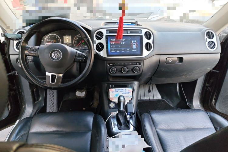 Used Volkswagen Tiguan 2013 1.8 TSI Automatic Two-Wheel Drive Comfort Edition Center Console
