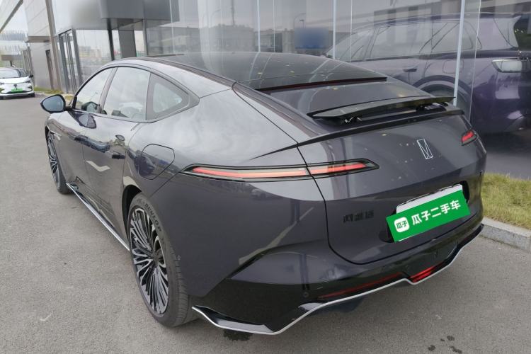 Used Avatr 12 2026 Ultra Pure-Electric All-Wheel-Drive Version Exterior 2