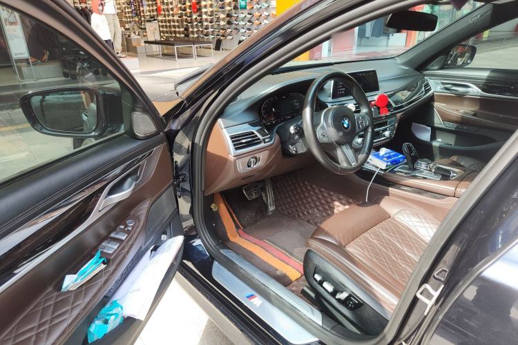 Used BMW 7 Series 2019 740Li Leading Model M Sport Package