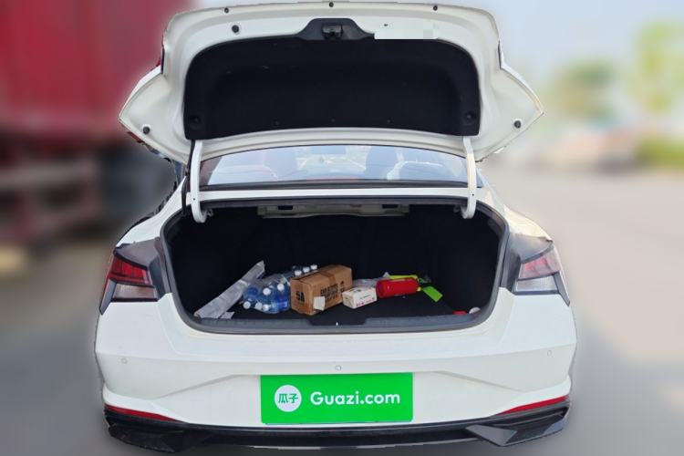 Used Hyundai Elantra 2021 1.5L CVT LUX Prestige Edition