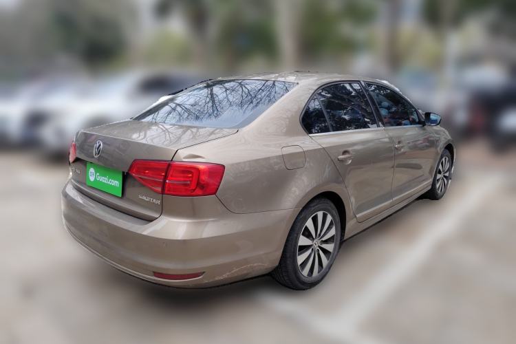 Used Volkswagen Sagitar 2017 1.6L Manual Comfort Model
