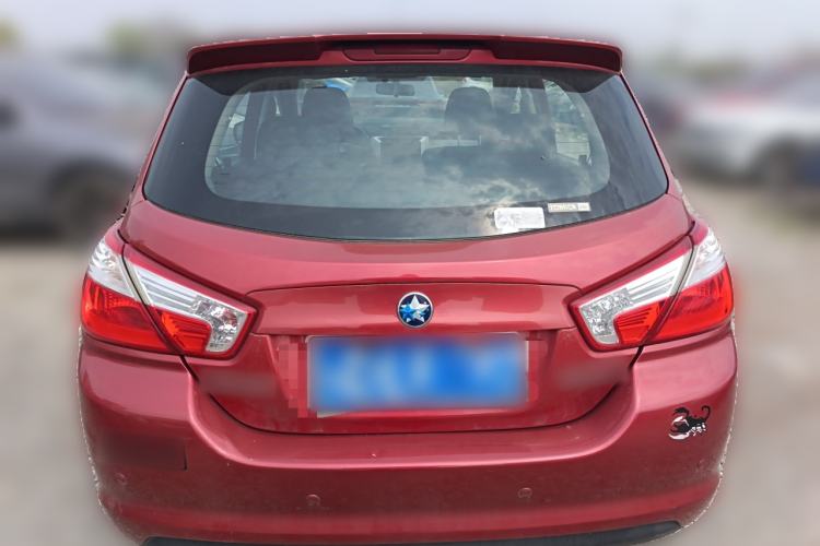 Used Venucia R50 2015 1.6L Automatic Fashion Edition Rear