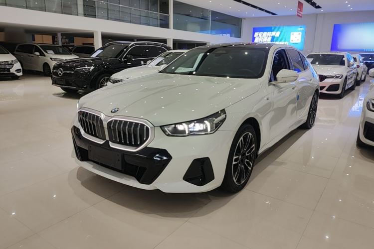 Used BMW 5 Series 2024 530Li Leading Model M Sport Package