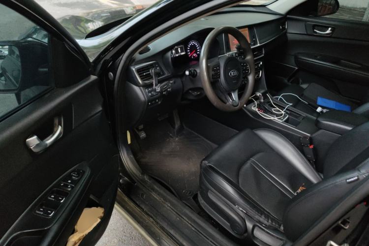 Used Kia K5 2016 2.0L Hybrid GLS