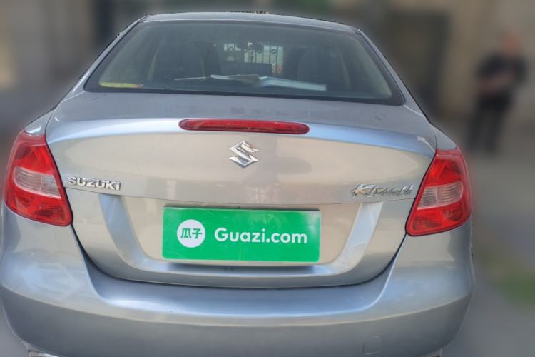 Used Suzuki Kizashi 2010 2.4L Two-Wheel Drive Standard Edition
