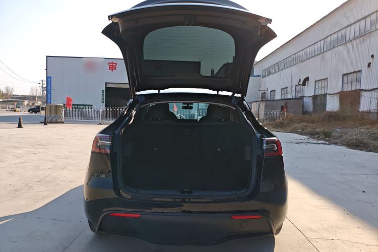 Used Tesla Model Y 2023 Rear-Wheel-Drive Version