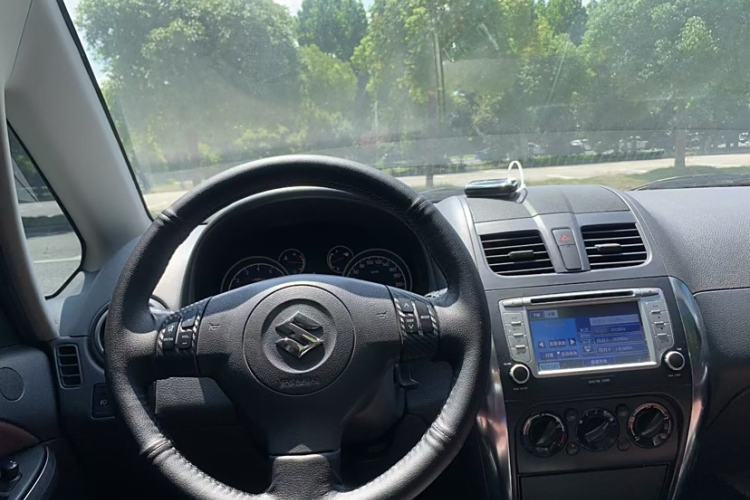 Used Suzuki SX4 2012 1.6L Automatic Ruiqi Model