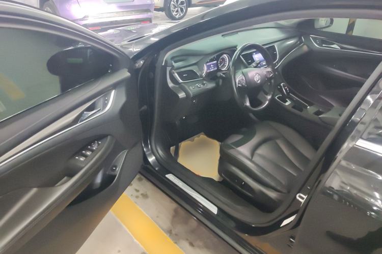 Used Buick LaCrosse 2021 652T Luxury Model
