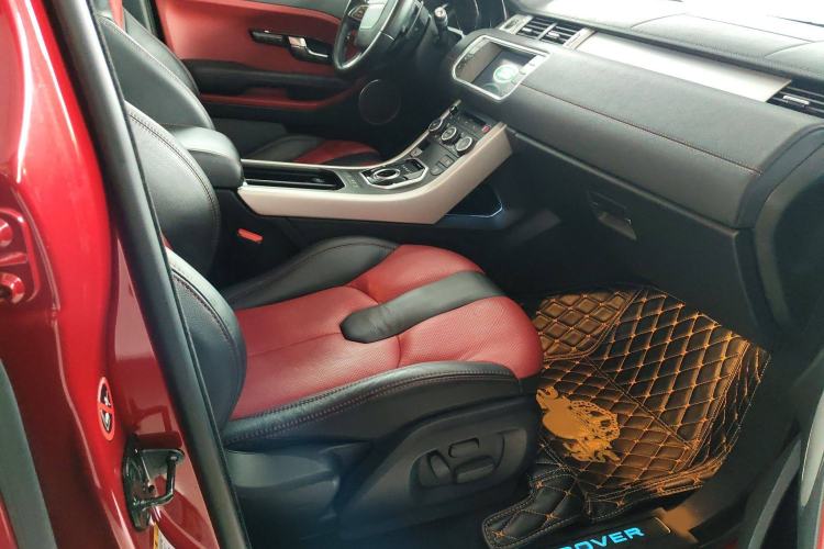 Used Land Rover Range Evoque 2015 2.0T 5-Door Ignite Edition Interior 9