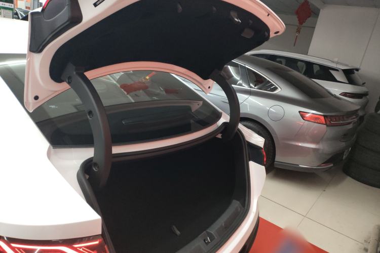 Used BYD Qin L 2025 DM-i Smart Drive 80KM Leading Model
