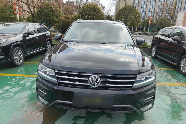 Used Volkswagen Tiguan L 2019 Updated Version 330TSI Automatic Two-Wheel Drive Panoramic Comfort Edition China VI Standard Front